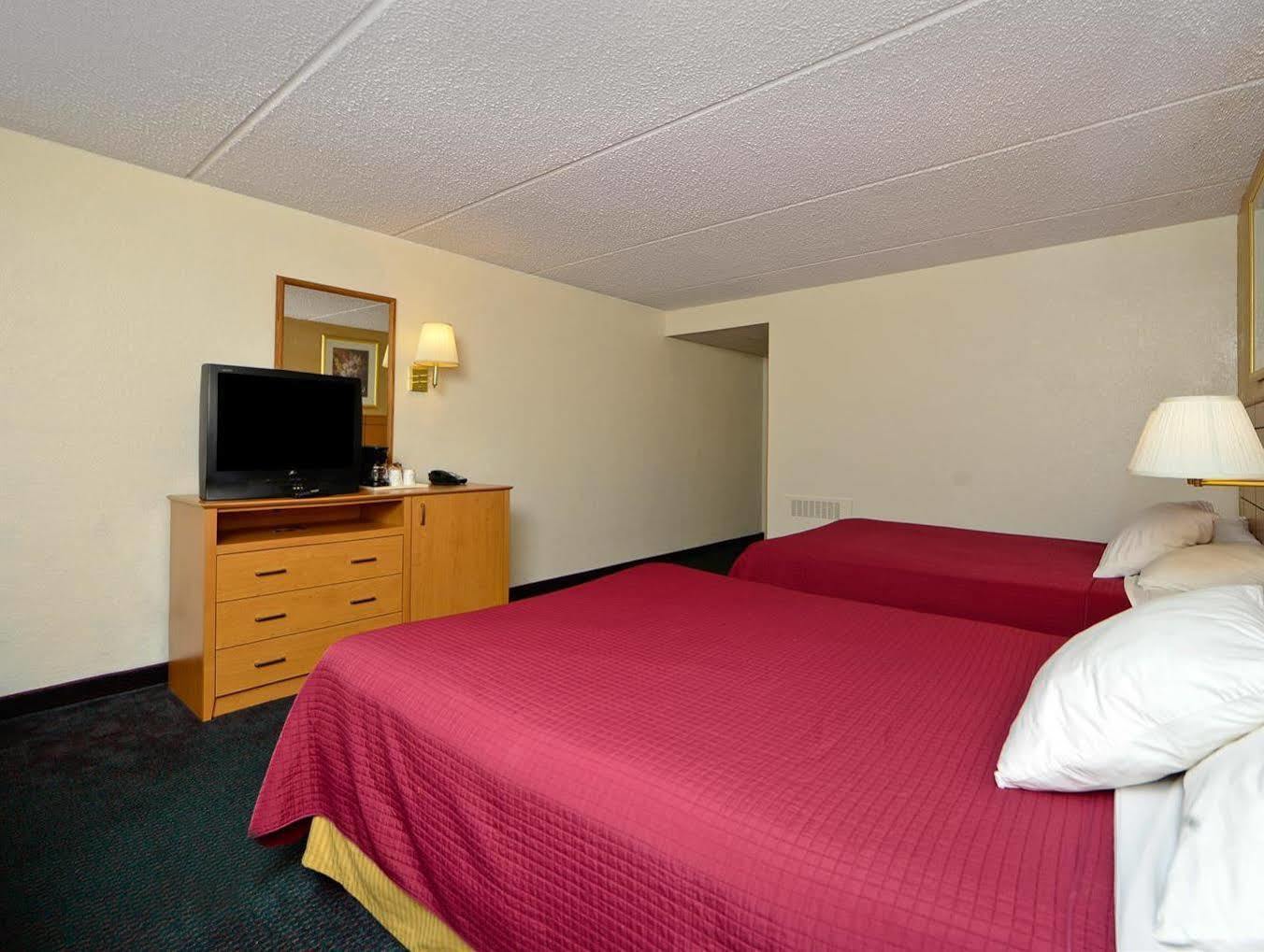 Americas Best Value Inn&Suites St. Cloud Saint Cloud Extérieur photo