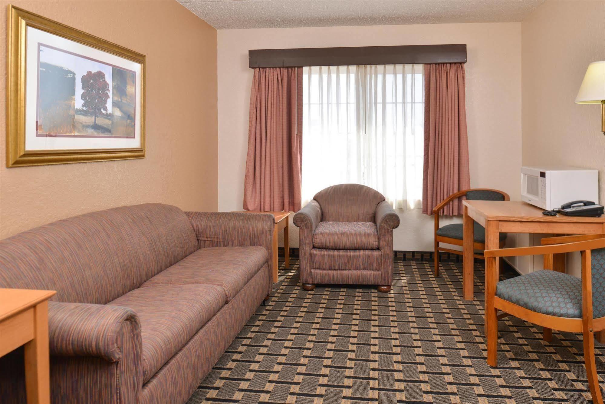 Americas Best Value Inn&Suites St. Cloud Saint Cloud Extérieur photo